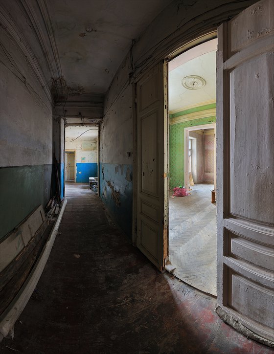 Abandoned house 1 - XL size