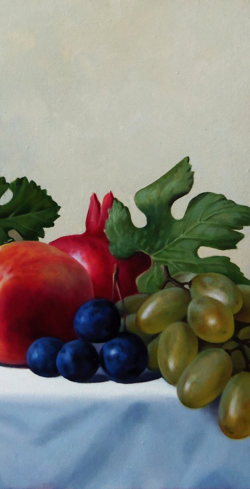 Still life with autumn fruits(50x40cm, oil painting, ready to hang) by Tamar Nazaryan