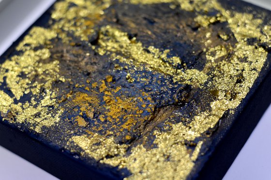 Pure Aurum