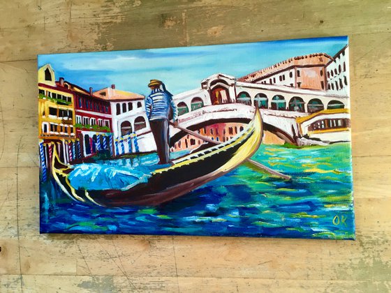 Spring time in Venice.  View of Rialto bridge. Happy holidays