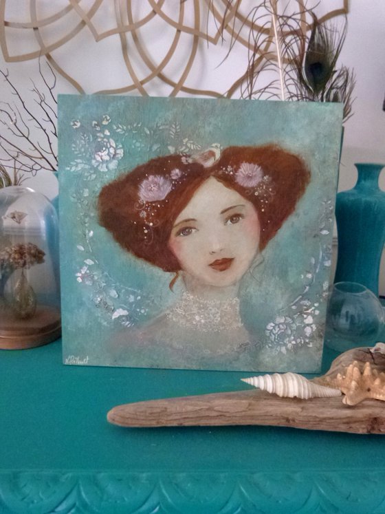 The soft stopover 30 x 30 cm Portrait of a romantic and dreamy woman on wood