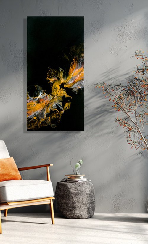 Molten Silence – Black & Gold by Tatiana Malinovscaia