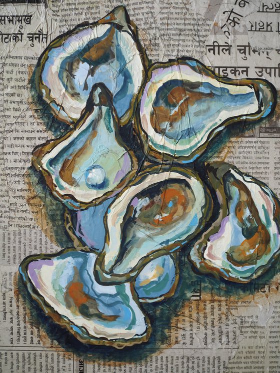 Oysters on the newspaper