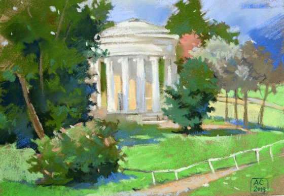 Rotunda in Pavlovsky Park. An etude in soft pastels