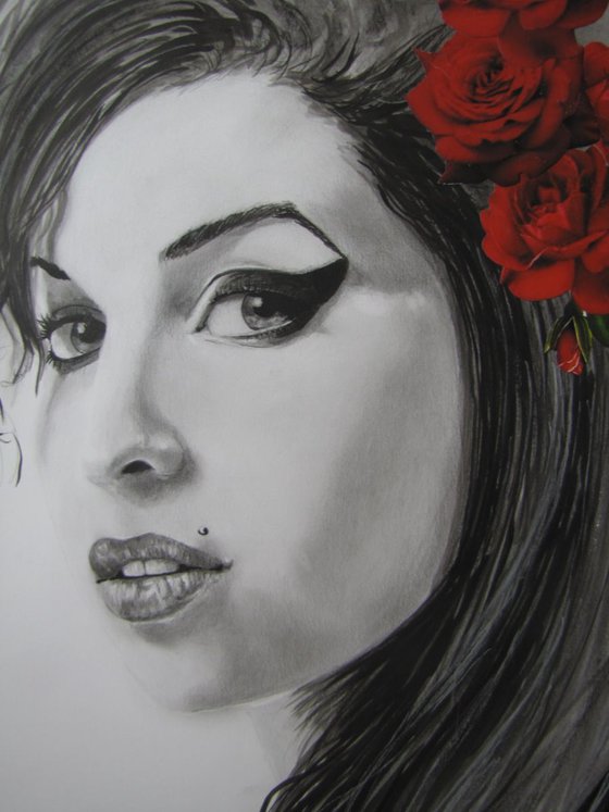 " Amy Winehouse with roses"