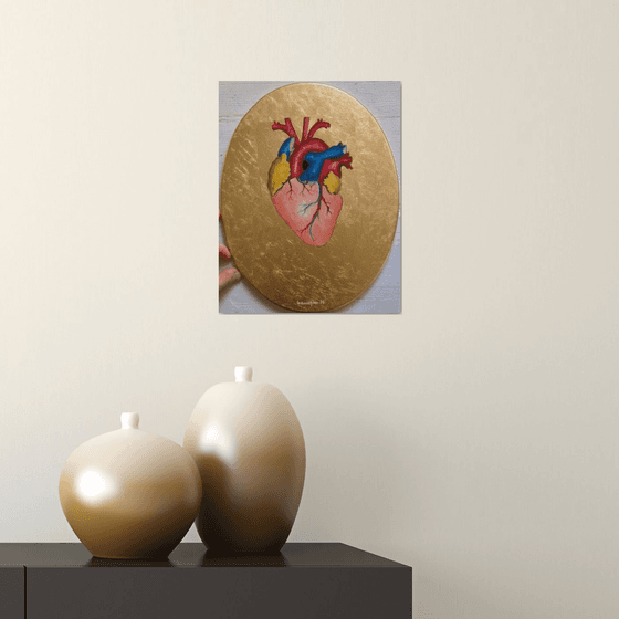 Little Sweetheart Heart Oil Painting on Oval Lacquered Golden Leaf Canvas Frame