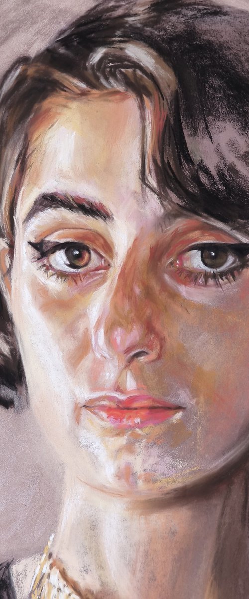 Soft Female power by Elza Slo