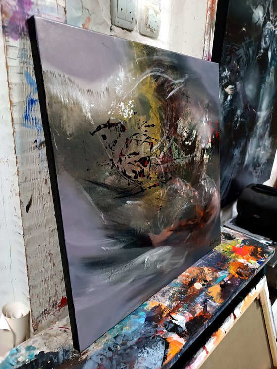 No Hierarchy of Light