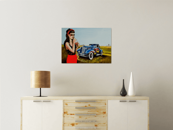 Pin up with vintage car
