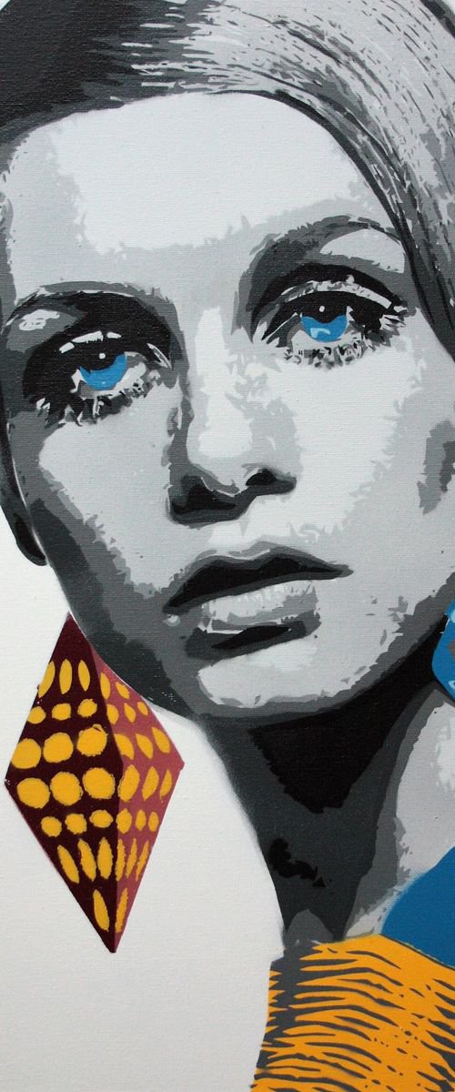 Twiggy by BIZZY