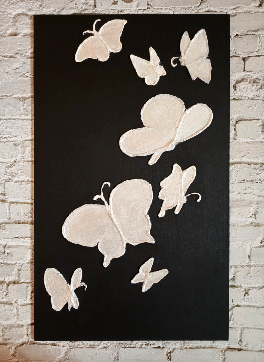 Black and white butterflies by Anastasia Art Line