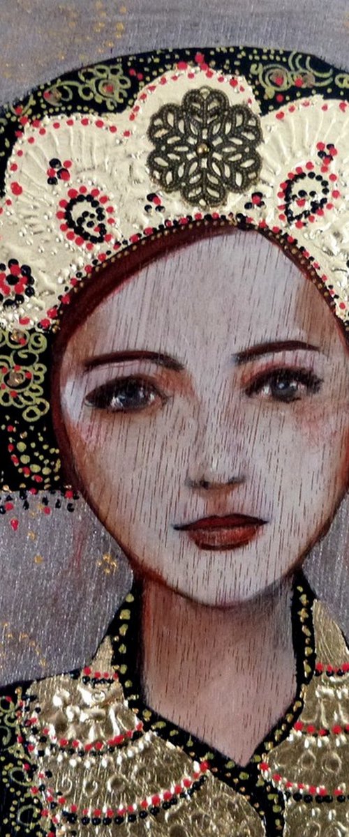 Woman icon on wooden panel 20 x 20 cm. Gold and bronze by Loetitia Pillault