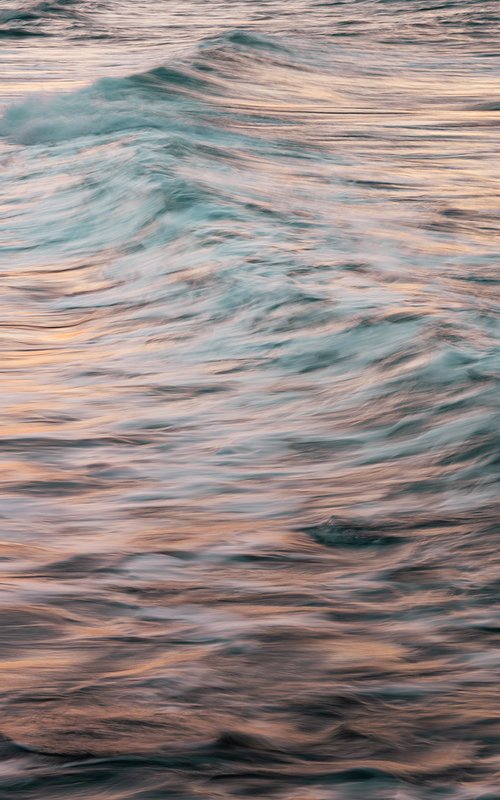 The Uniqueness of Waves XXXVI | Limited Edition Fine Art Print 1 of 10 | 60 x 40 cm by Tal Paz-Fridman