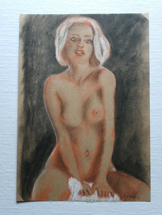 Female Figure FF 78 Charcoal