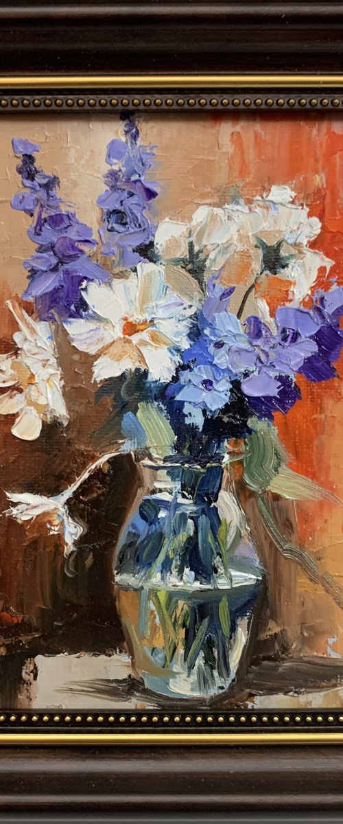 Bouquet, White flowers on red by Vita Schagen