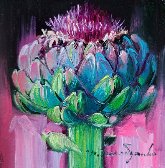 Pink artichoke flower