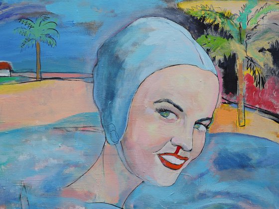 Swimmers and Glowing Algae