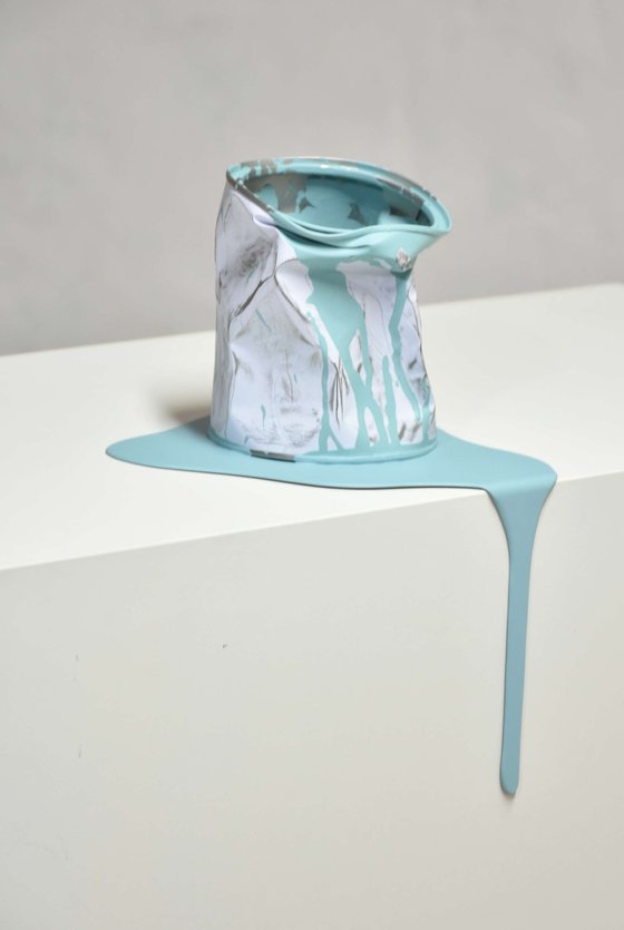 Le vieux pot de pastel
