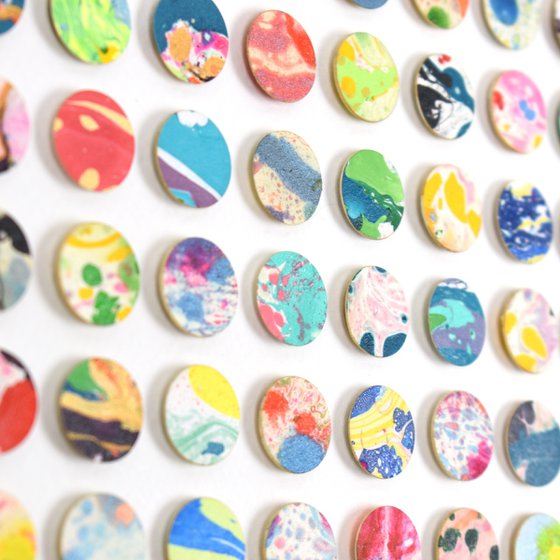 Marble dots