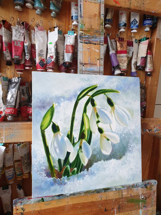 "Spring is coming. "  flower  liGHt original painting  GIFT (2020)