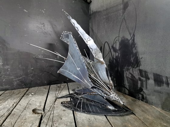 Unique welded iron sculpture beautiful space effects unique style by Romanian master O KLOSKA