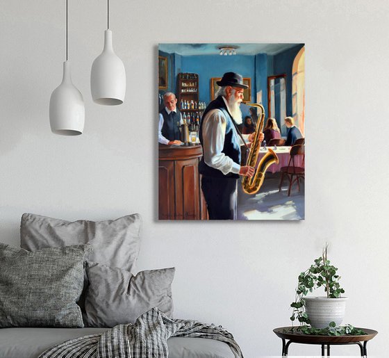 The elderly Saxophonist