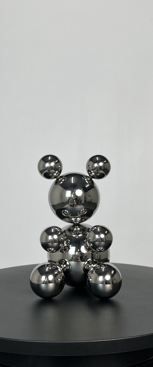 Small Steel Bear 'Lunes' by IRENA TONE