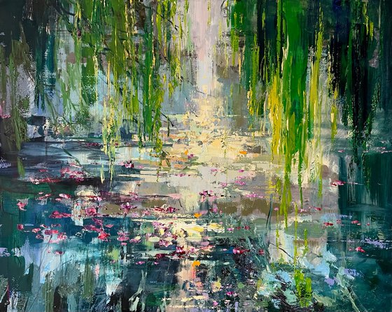 Reflection of Shimmering Lotus