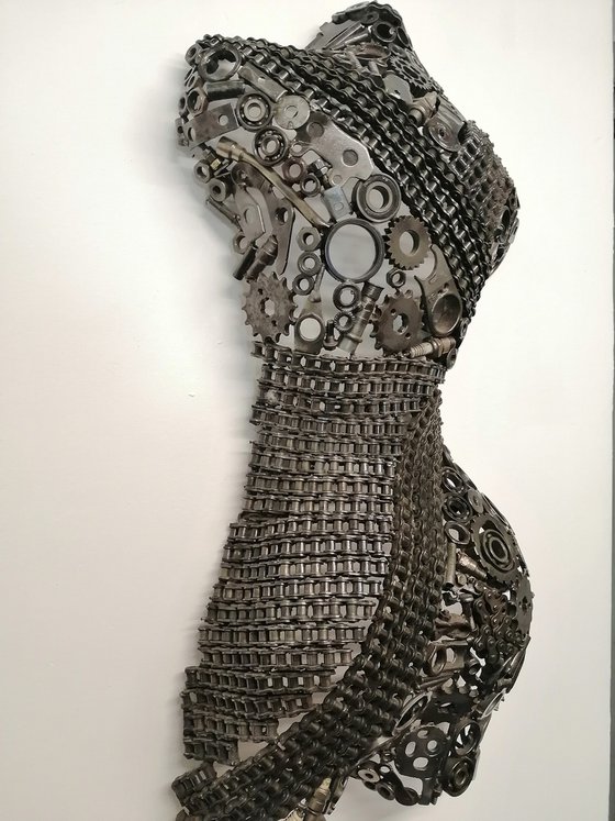 Octavia : Metal Female Sculpture