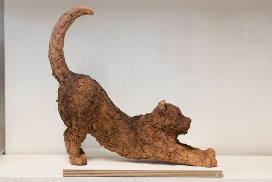 Ceramic | Sculpture | Cat Cruibne
