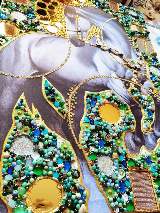 Pearl silver horse. Sun in the forest