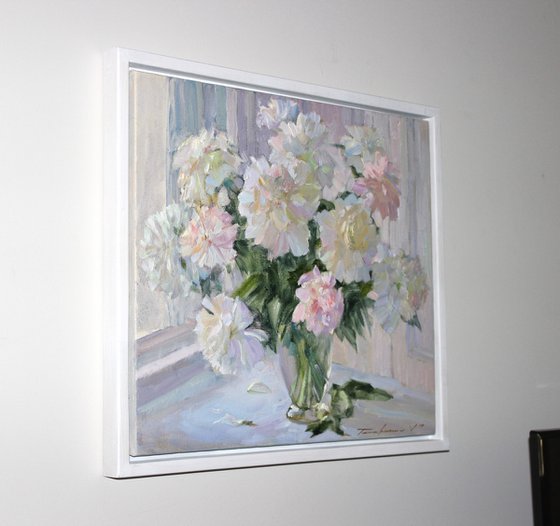 Light still life Painting