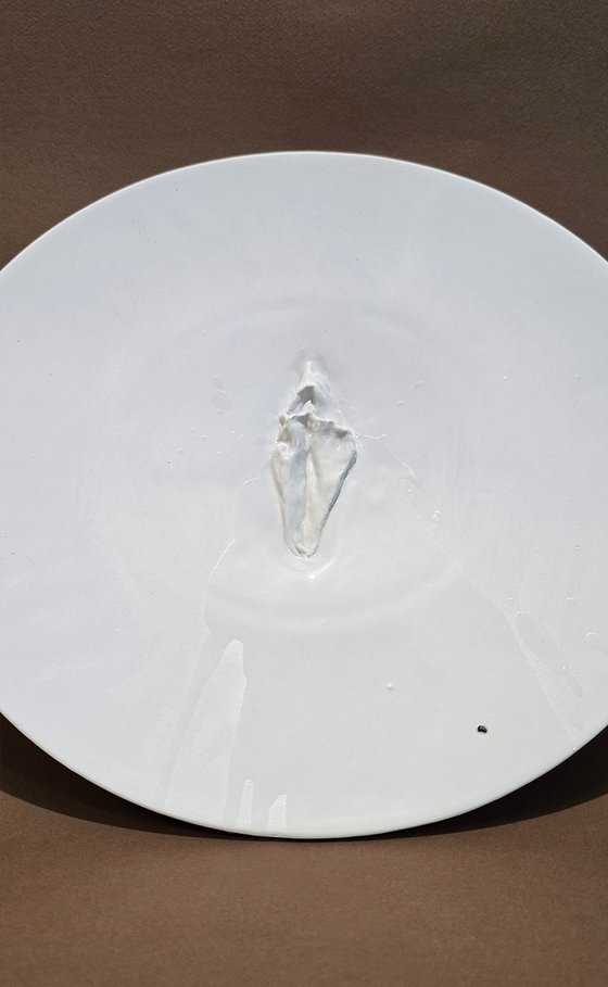 "Vulva Hypnotica XVI"