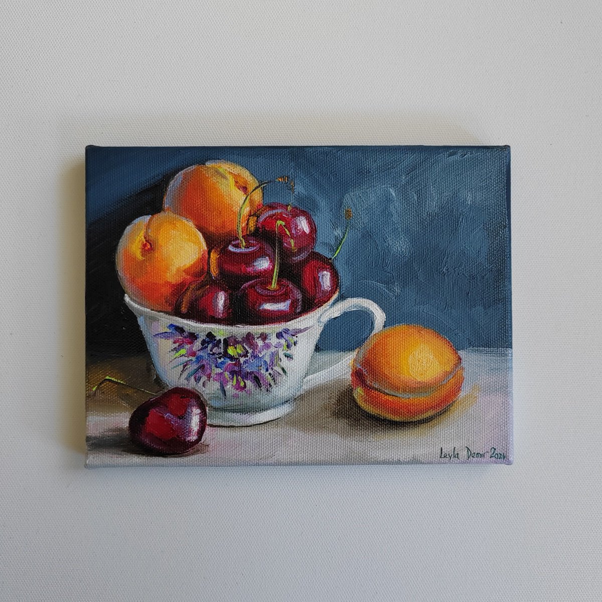 Apricot and cheery fruits by Leyla Demir