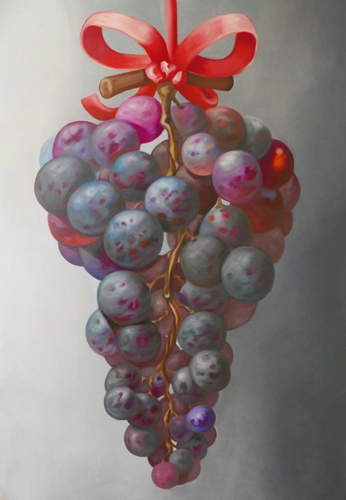 Giant grapes by Philippe Olivier