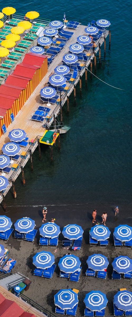 Summer Geometric by Gilliard Bressan