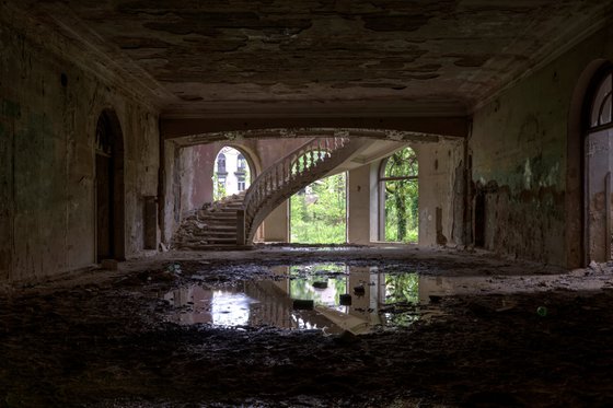 Reflected decay