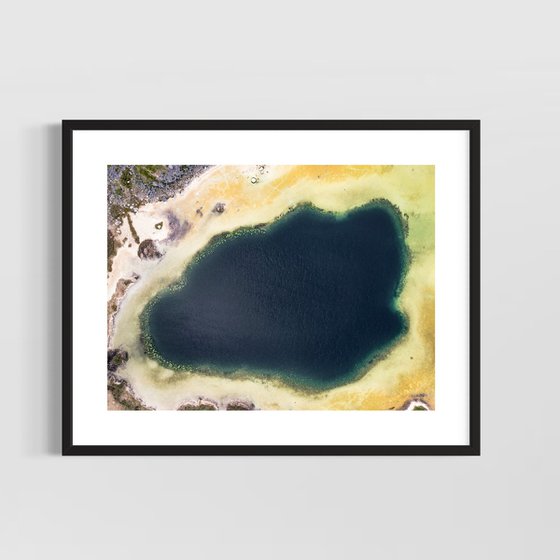 THE HOLE OF WATER