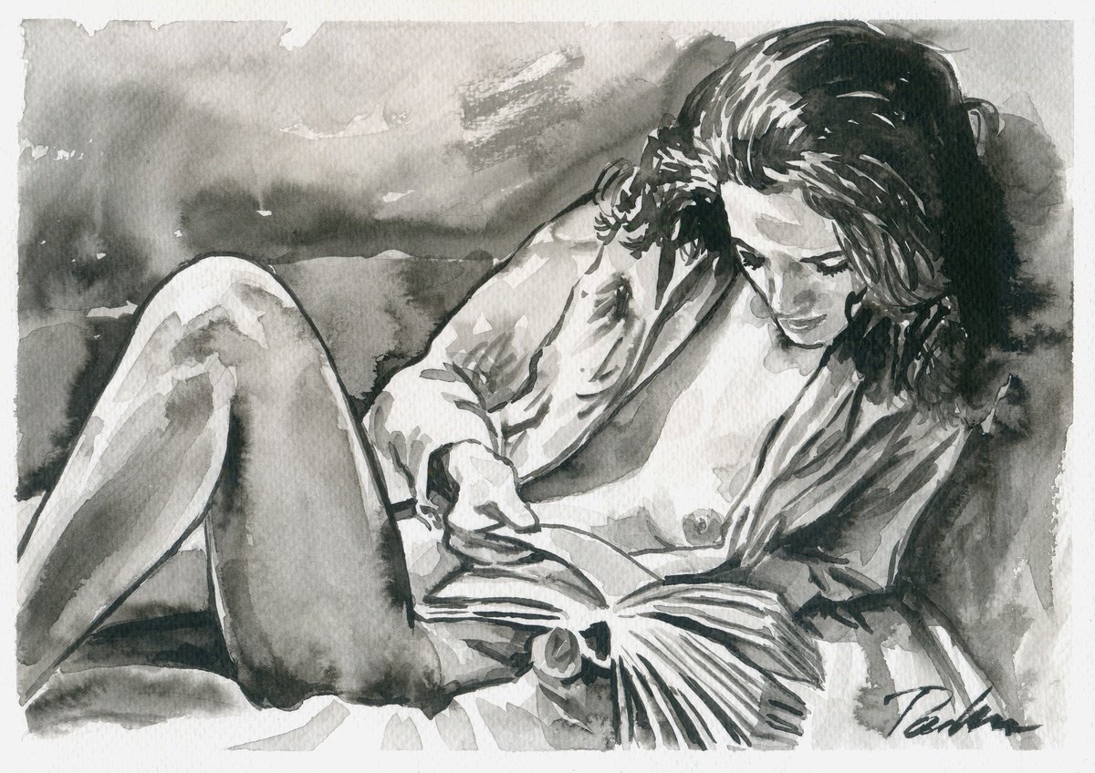 Reading and relax by Tashe
