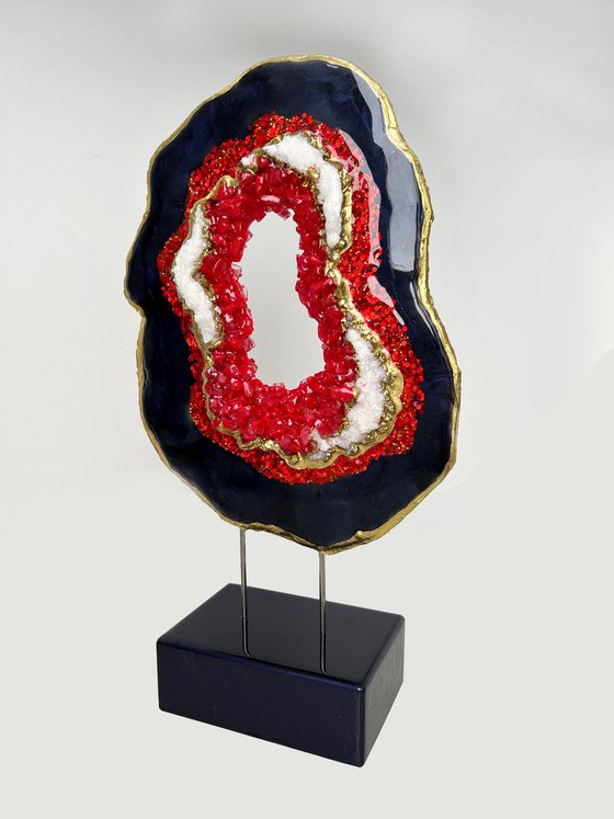 Modern Geode Slice Black Red, White, Unique gift, Home Decor, Luxury art, Crystal art, Geode sculpture, Standing geode