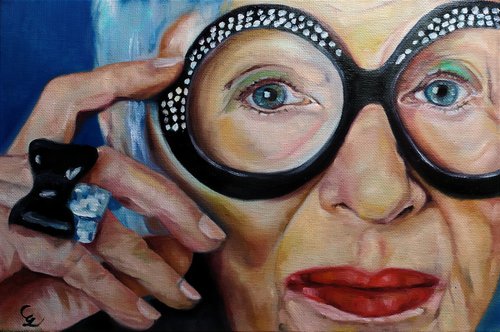 Story of a woman "Iris Apfel" by Veronica Ciccarese