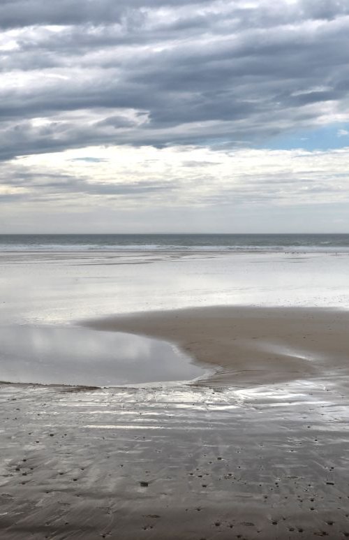 Low tide II by Sylvain VIAU