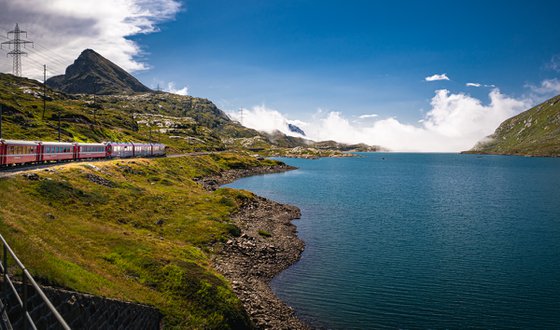 BERNINA IN THE FOG