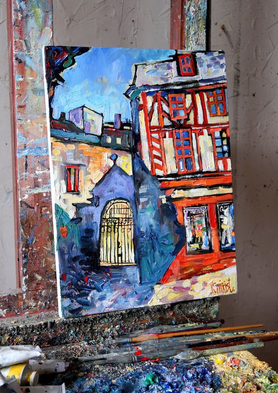 Shadows of the city of Vannes.