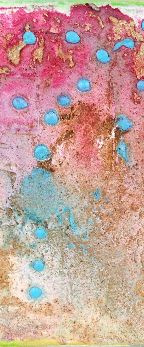 Living wall nr.1 - abstract with structure by Sara Rodighiero