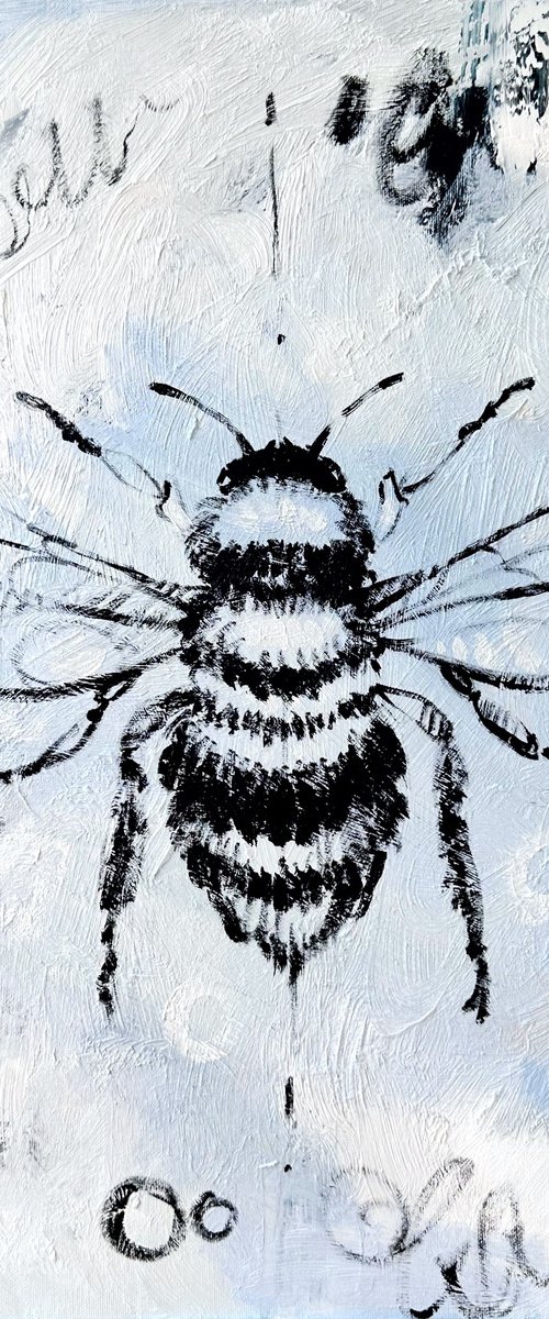 Bee by Marina Ogai
