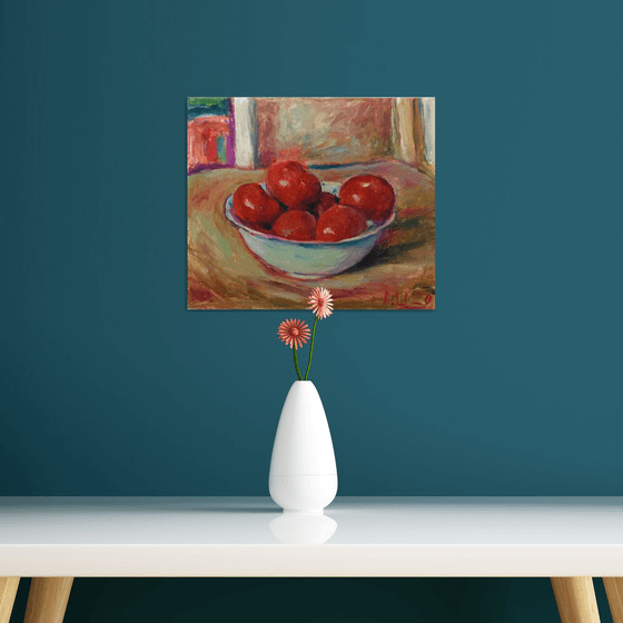 Tomatoes in a bowl