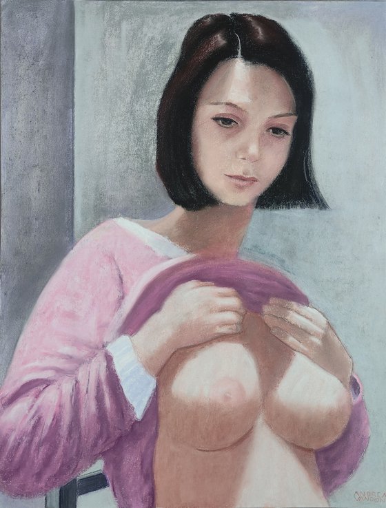 RAGAZZA CHE SI SCOPRE IL SENO