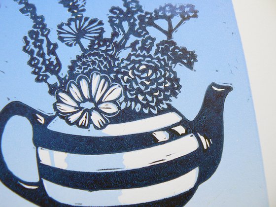 Teapot linocut