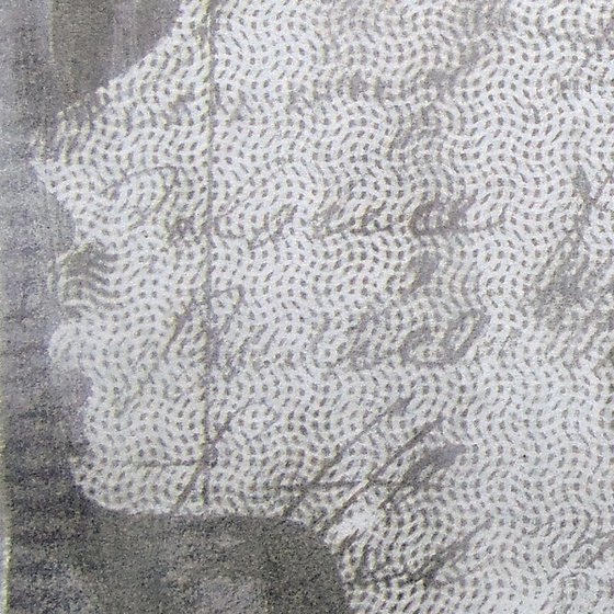 Gum 01 Grey Vintage portrait